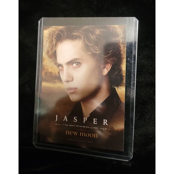 Collectible Alice and Jasper New Moon Trading Cards with Protective Sheaths - Picture 6 of 8